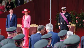 Princesa rebelde: El mensaje oculto que la hija extramatrimonial del rey Alberto II de Bélgica dio con su llamativo look