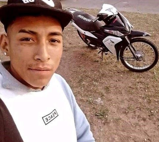 Una mujer atropelló a un motociclista en La Plata y le deseó la muerte: “La ambulancia nunca va a llegar”