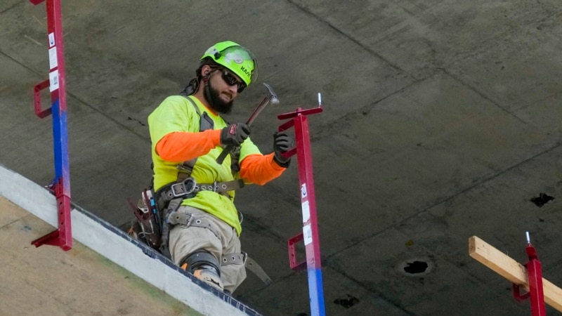 Confianza de consumidores EEUU disminuye en septiembre por temores sobre mercado laboral