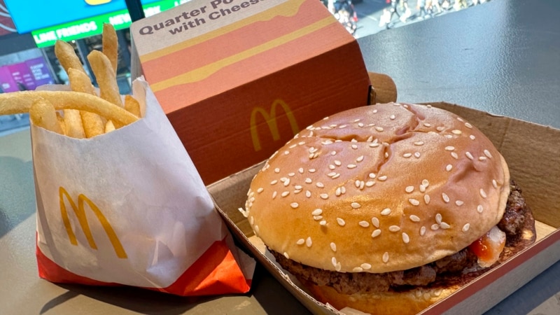 Exámenes descartan que medallones de carne hayan sido fuente de brote de E. coli, dice McDonald's