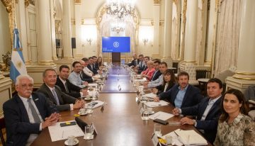 Una nueva foto de radicales en la Casa Rosada aceleró la ruptura del bloque: se van 12 diputados