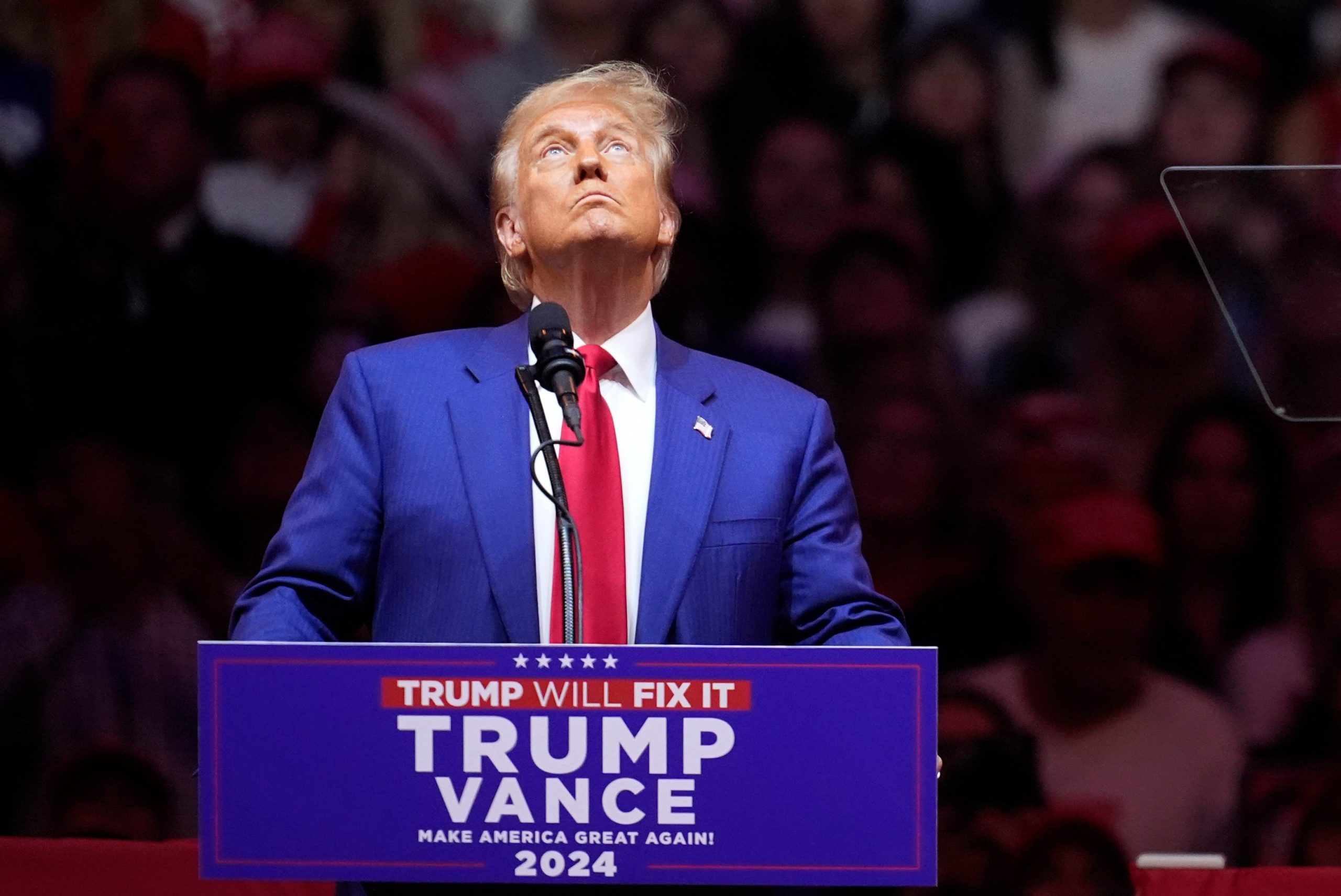 El candidato presidencial republicano, el expresidente Donald Trump, durante un acto de campaña en el Madison Square Garden, el domingo 27 de octubre de 2024, en Nueva York. (AP Foto/Evan Vucci)