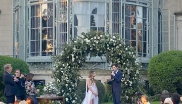 En fotos. La romántica boda civil de Milagros Blaquier y Máximo Diez, el hijo de Evelyn Scheidl, en el Palacio Sans Souci