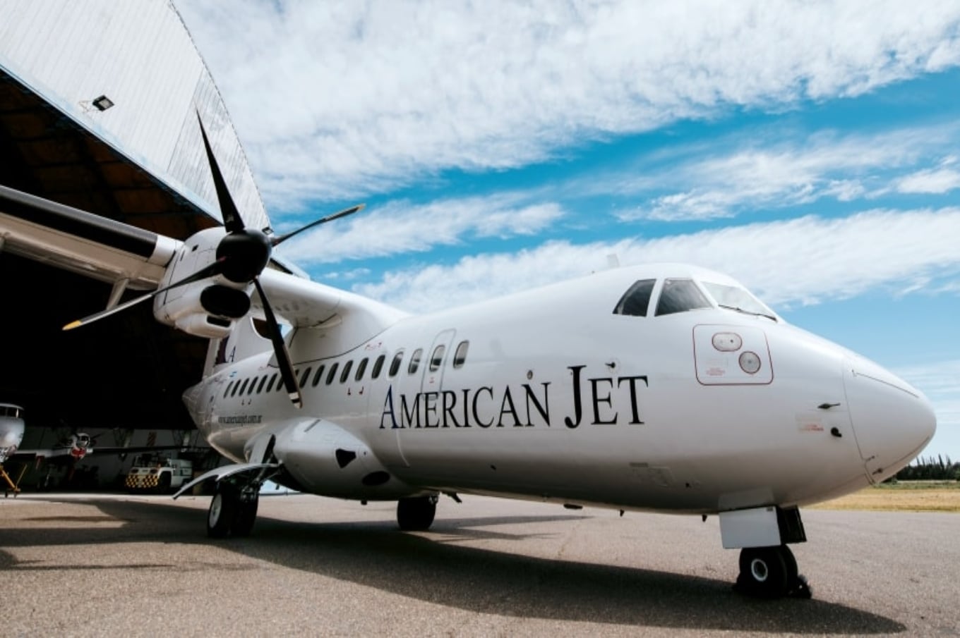 American Jet ya había realizado vuelos regionales regulares