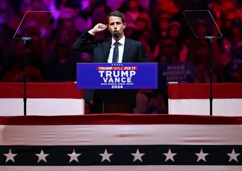 Tony Hinchcliffe, en el Madison Square Garden, de Nueva York, donde pronunció la polémica broma sobre Puerto Rico que indignó a la comunidad