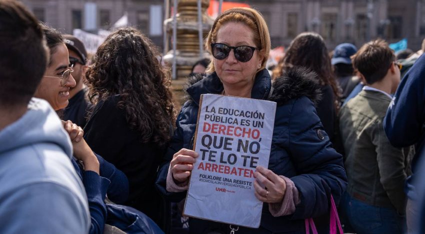 Francos criticó la marcha universitaria y ratificó el veto: “Con la educación se armó una cuestión política”