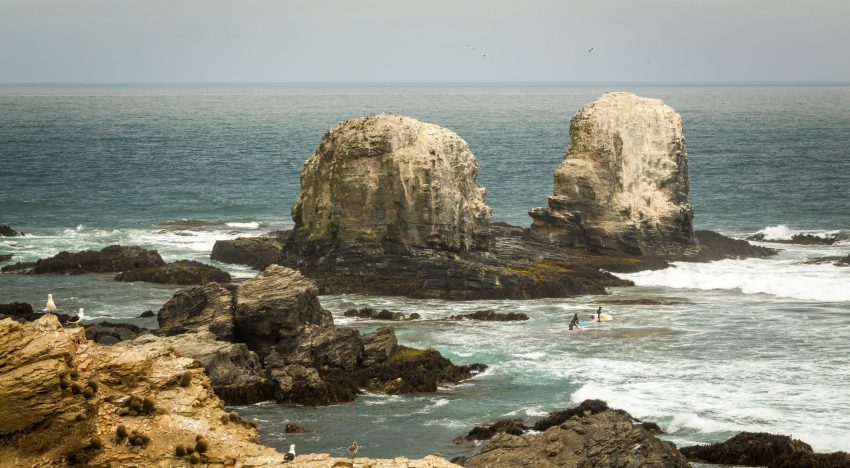 Playas chilenas: Pueblitos con encanto, ceviche y el mejor surf al borde del Pacífico salvaje