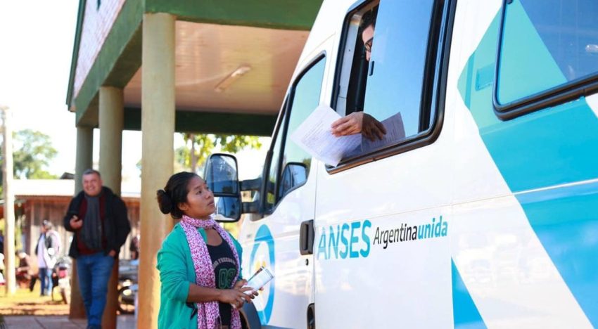 ANSES suspenderá los beneficios a quienes estén fuera del país durante más de 90 días