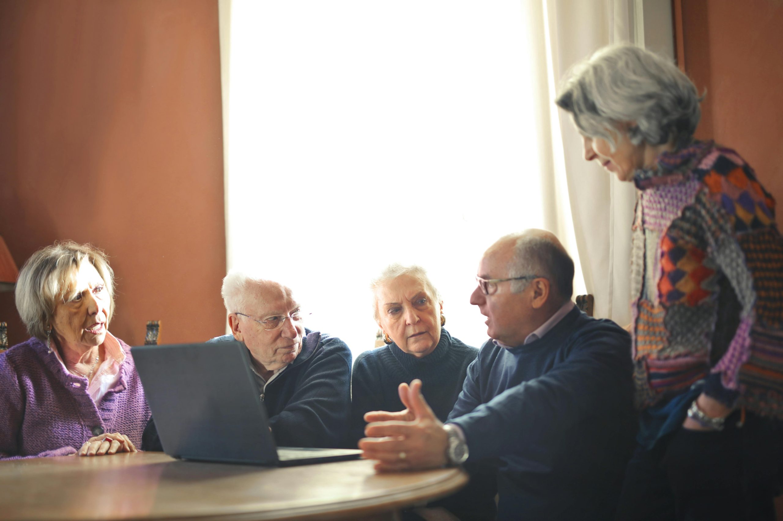 Las pruebas en adultos mayores fueron llevadas durante cuatro días consecutivos y repetidas un mes después (imagen ilustrativa)