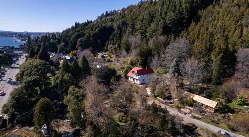 Bariloche: Reabren la histórica casa de un pionero como museo y sede de una marca internacional