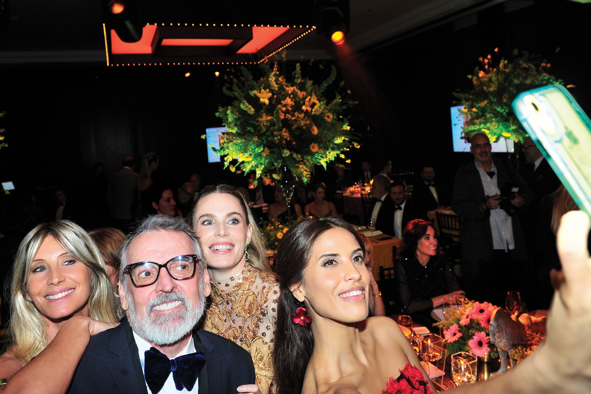 Divertidos, Soledad Solaro, Benito Fernández, Rocío Vivas y Taína Laurino se sacaron una selfie.