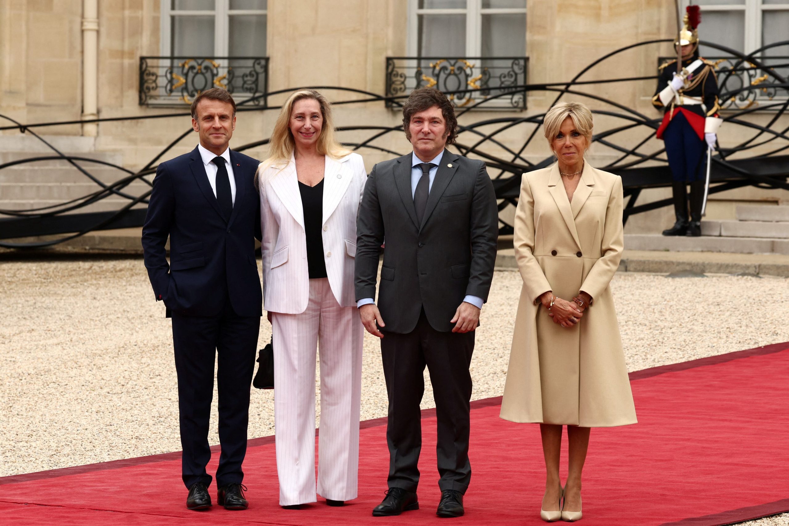 En octubre Karina Milei visitó a la primera dama francesa, Brigitte Macron, y aseguran que fue clave para destrabar el viaje del Presidente. (FOTO: REUTERS/Yara Nardi)