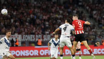 Un show de Estudiantes, que le ganó sin problemas a Vélez y conquistó el Trofeo de Campeones