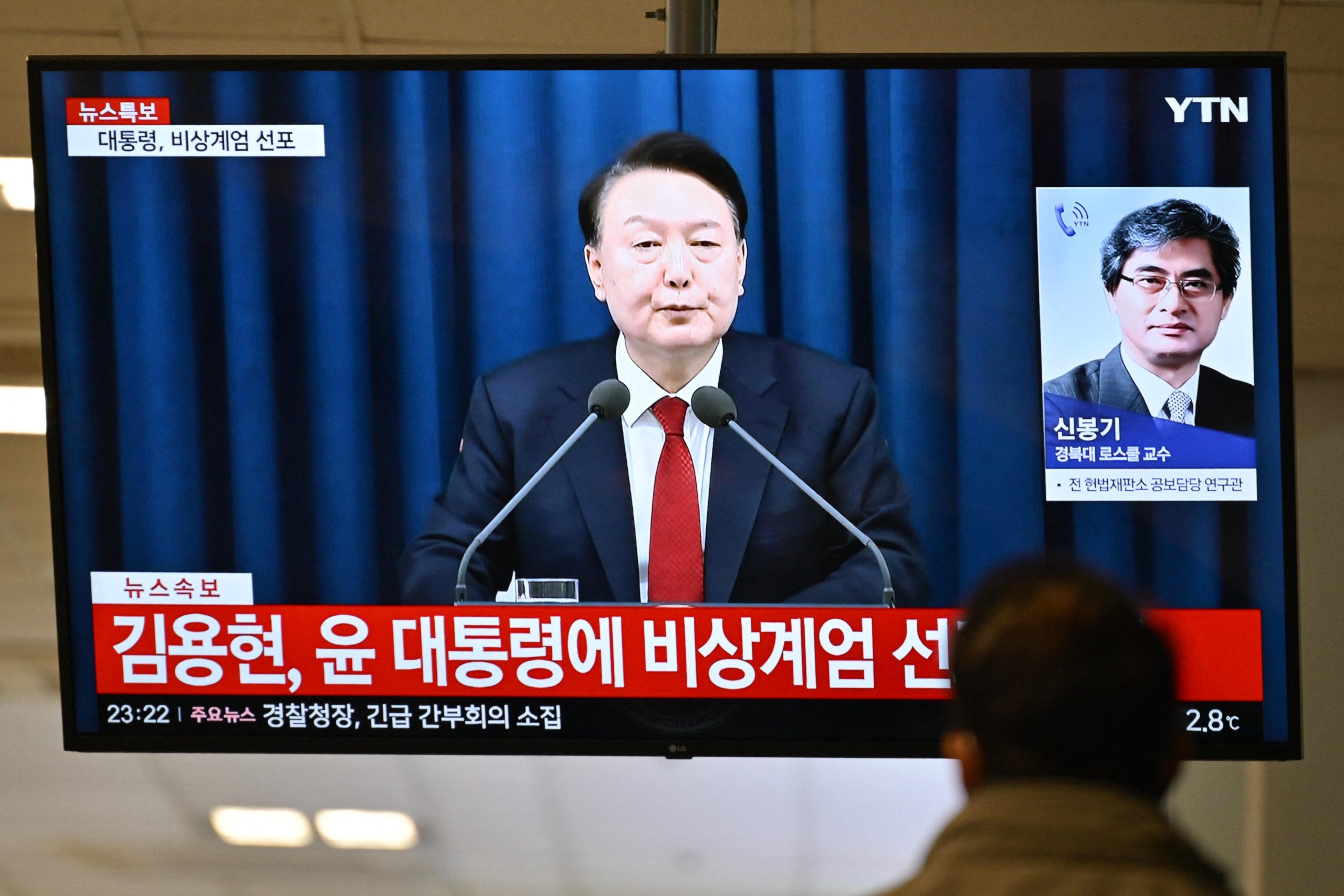 El presidente surcoreano Yoon Suk Yeol declaró la ley marcial. (Foto: AFP/Anthony Wallace).