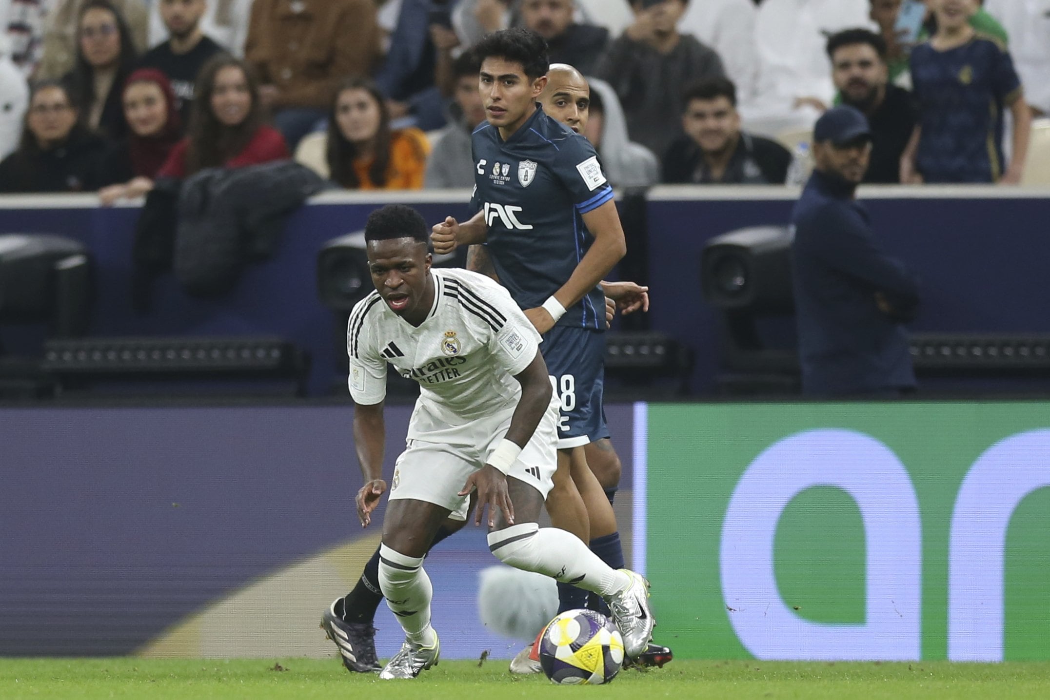 Real Madrid empieza a superar a Pachuca en la posesión de la pelota