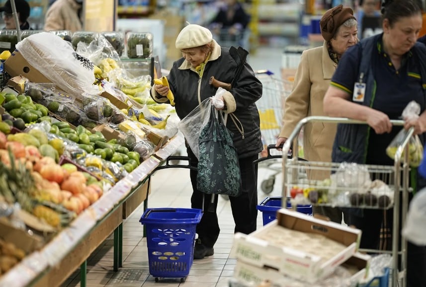  Prevén un repunte en el consumo para 2025, pero más atado al crédito que a la mejora en los salarios