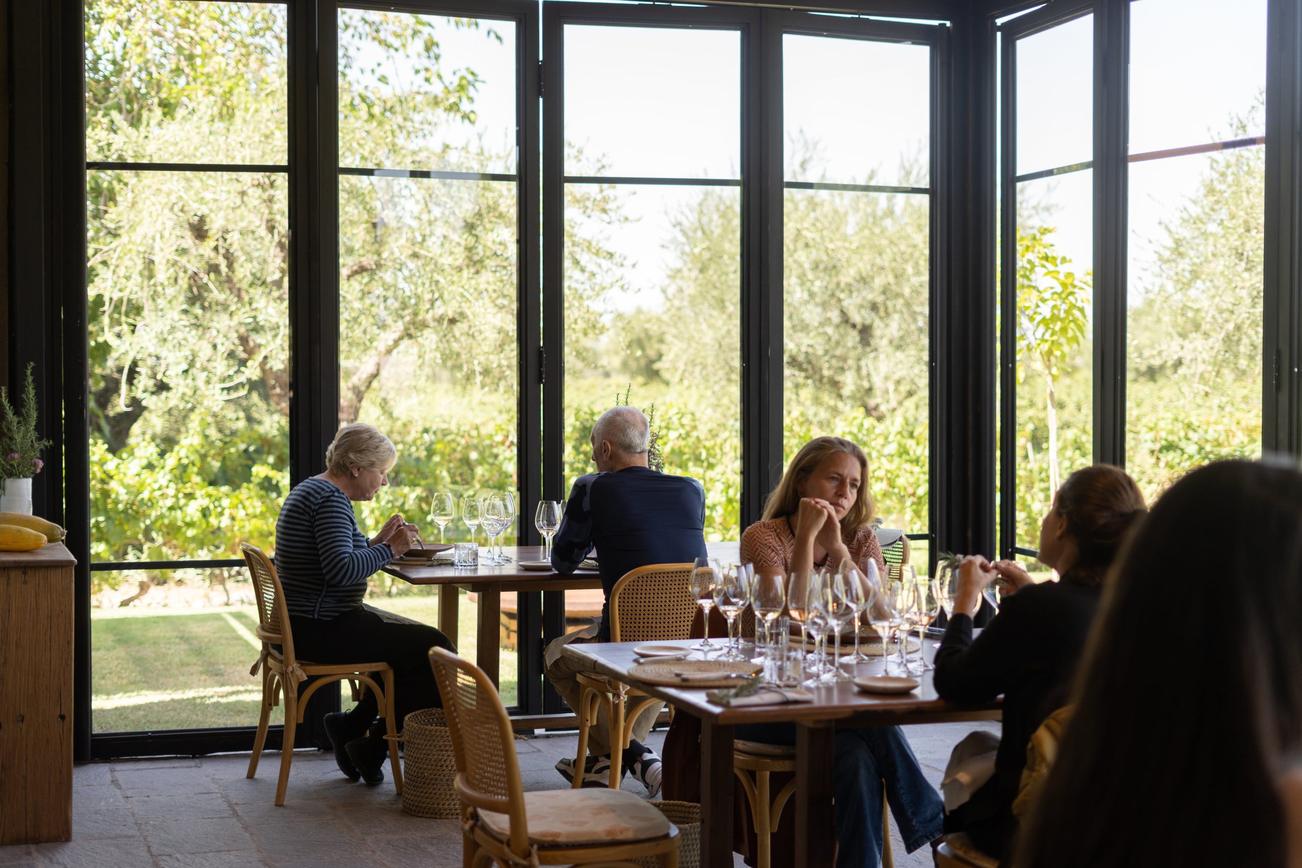 El salón de Zonda cocina de paisaje.