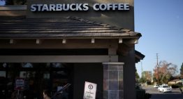 Trabajadores de Starbucks amplían la huelga a varias ciudades de EEUU, incluida Nueva York