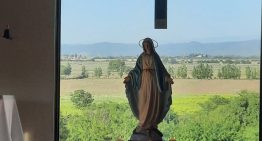 “Vimos un aumento notable”. El silencio como refugio: jóvenes que apuestan por la espiritualidad en tiempos de hiperconexión