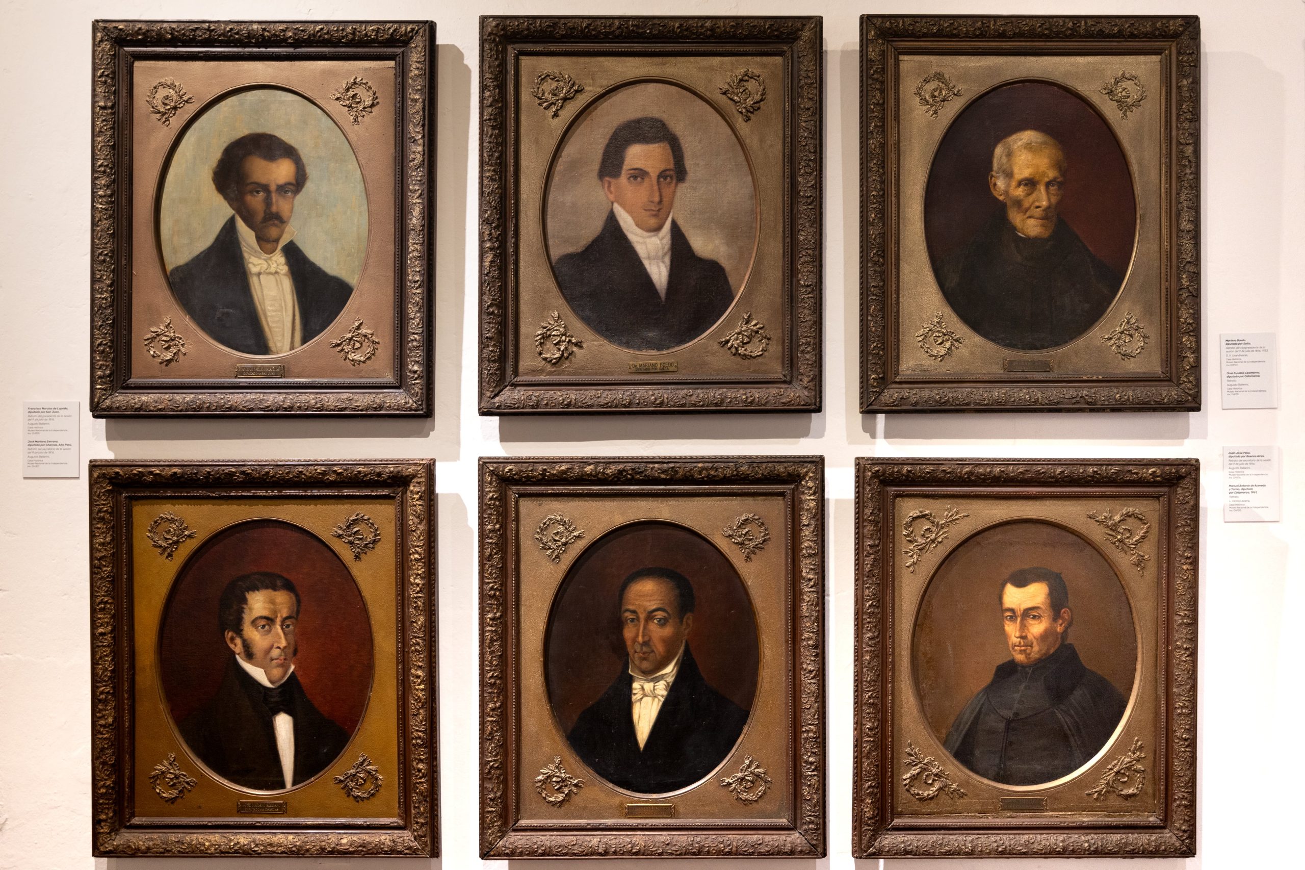 Retrato de los Congresales en la Casa Histórica. 