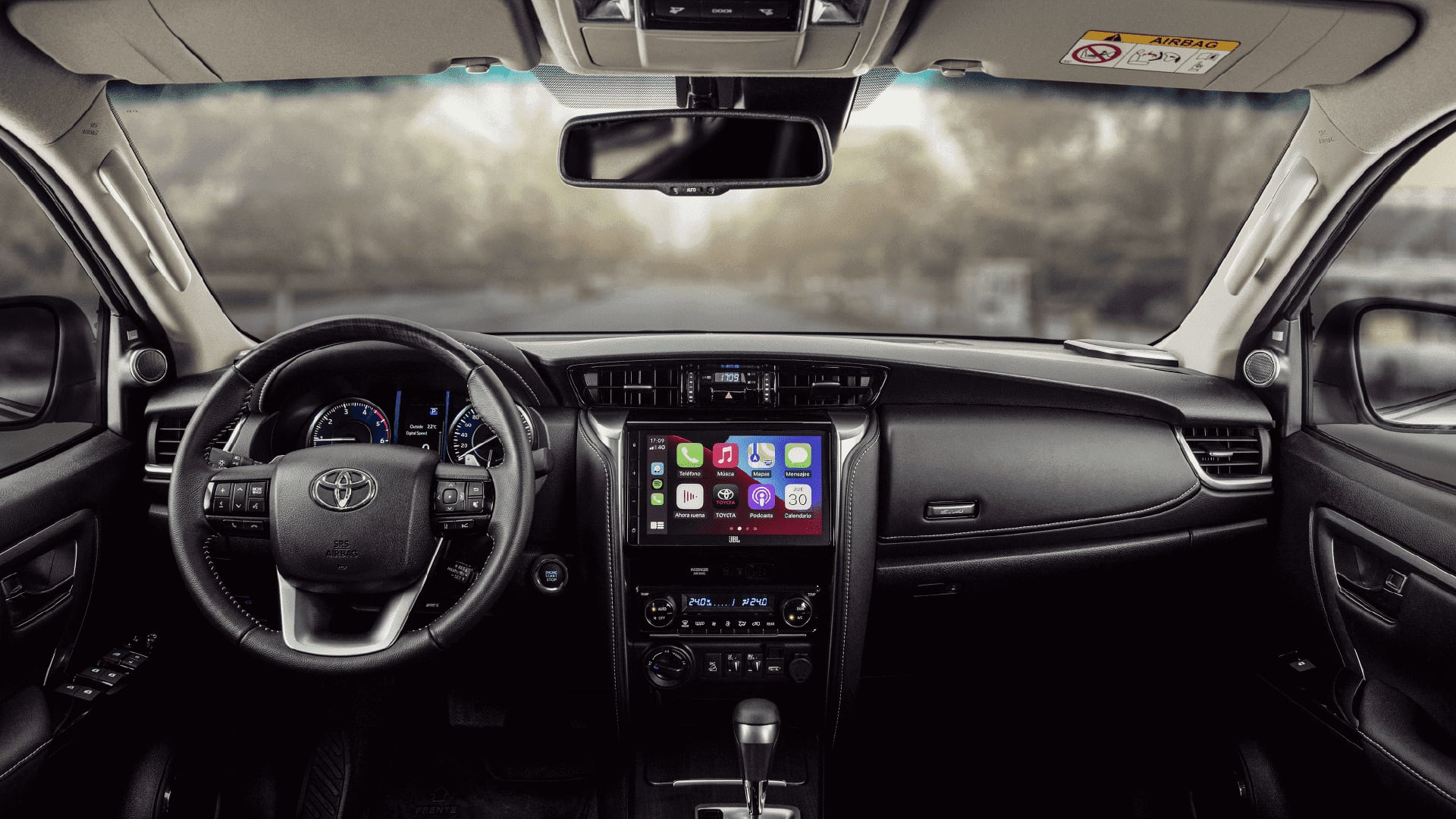 El interior de la Toyota SW4 en 2025 (Foto: Toyota).