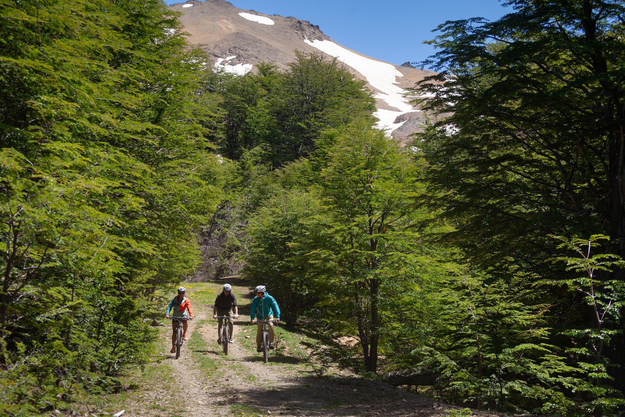 Las excursiones en mountain bike son una de las actividades estrella.