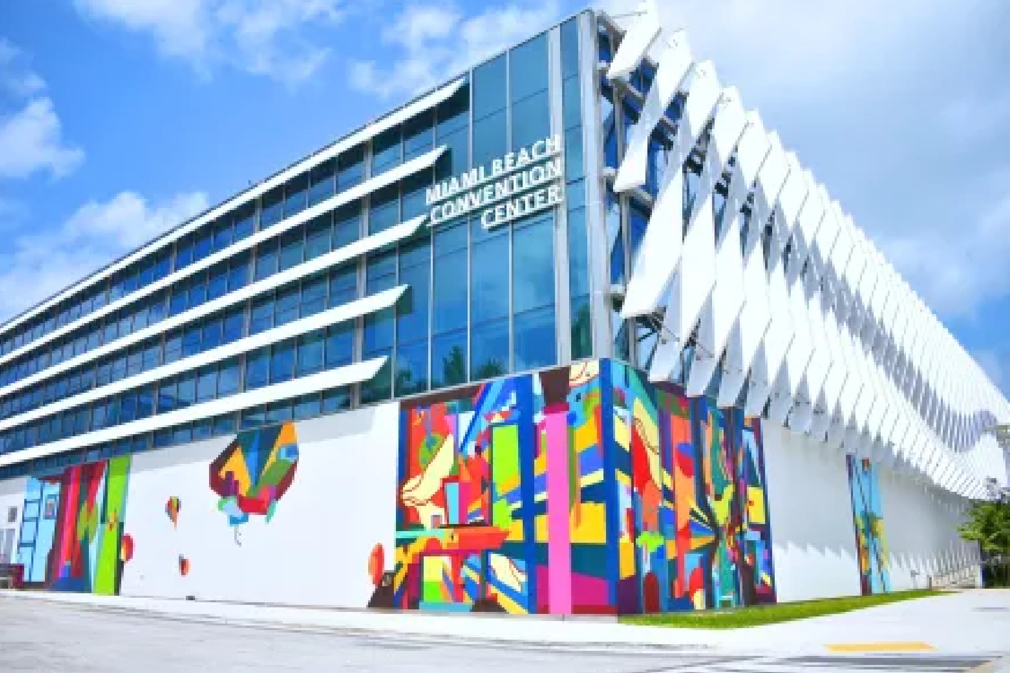 Además de su oferta turística, Miami se ha consolidado como un centro neurálgico para negocios y convenciones, de la mano de Miami Beach Convention Center (Archivo)