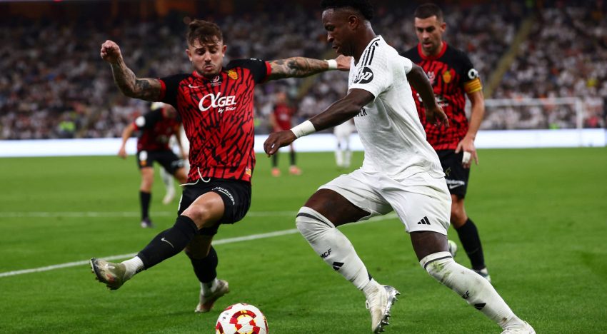 El fuerte cruce entre Pablo Maffeo y Vinicius en el partido del Real Madrid ante Mallorca