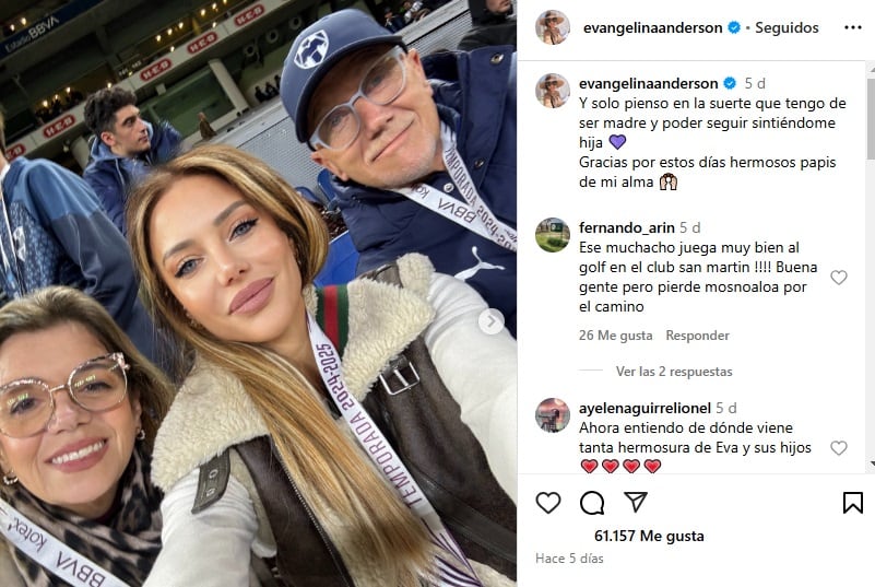 El posteo de Evangelina con sus padres dentro de la hinchada de Rayados de Monterrey