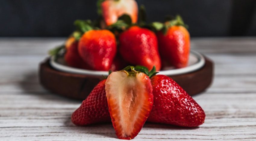 Ni en bolsas ni en un tupper: cómo conservar las frutillas correctamente para que no se pudran