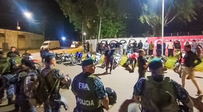 Video: más de 20 motociclistas fueron detenidos por correr picadas ilegales y generar caos en las calles