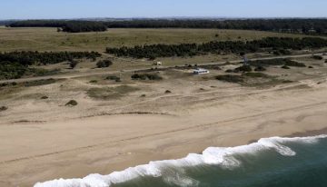 Eduardo Costantini contó a LA NACION por qué compró el campo que fue de Lázaro Báez en Punta del Este