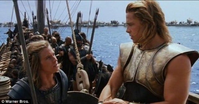 Garrett junto a Brad Pitt en Troya