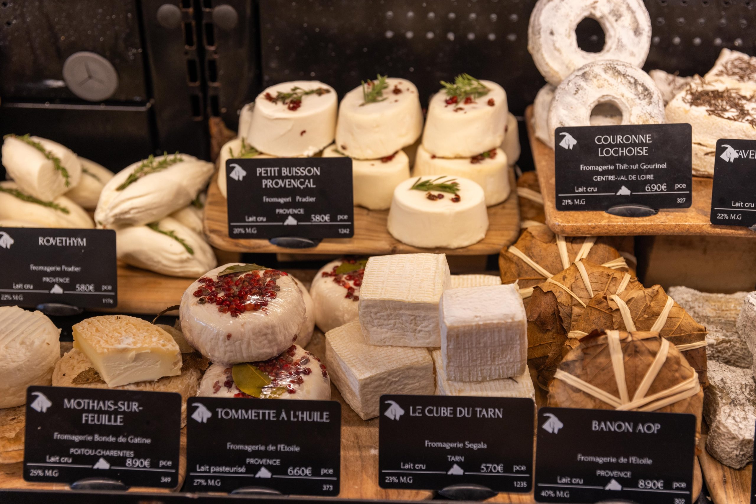 La Fromagerie du Louvre ofrece quesos de todas las regiones de Francia.