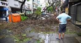 Las fotos del sorprendente temporal que azotó a Rosario: en una hora llovió lo que llueve en un mes