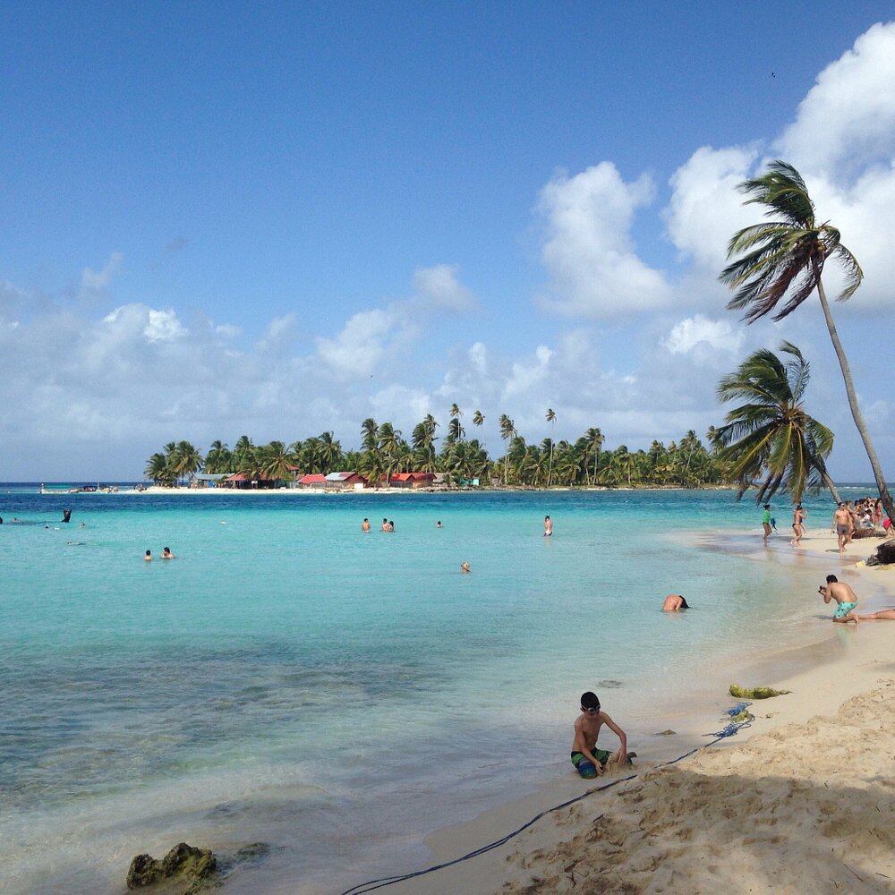 Este archipiélago no cuenta con hoteles de lujo, ya que el turismo es ecológico y sostenible.