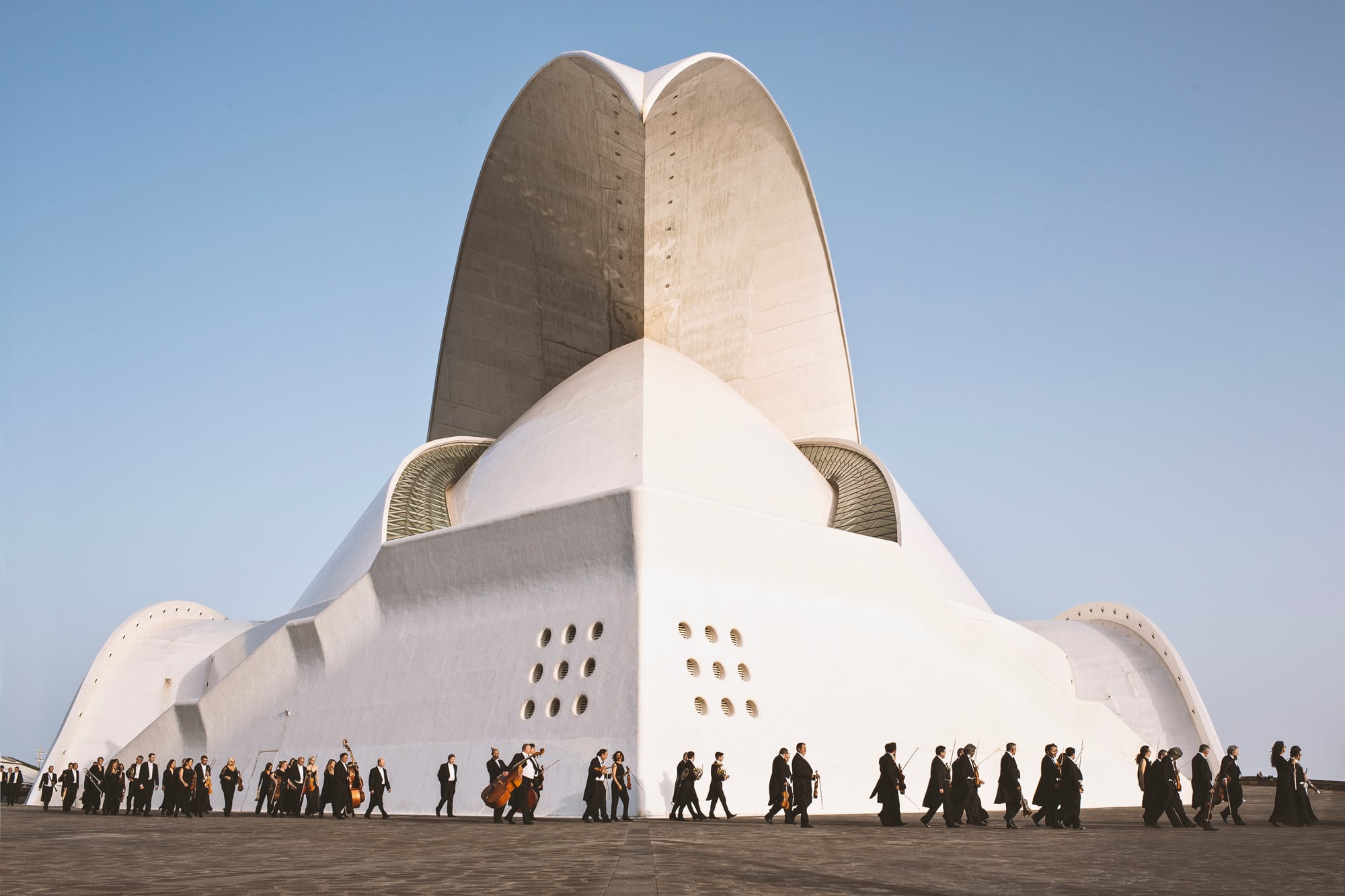 El Auditorio Adán Martín, con diseño futurista de Calatrava