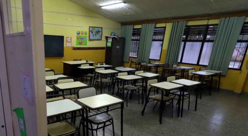 Se complica el inicio de clases en trece jurisdicciones por un paro docente convocado por gremios de la CGT