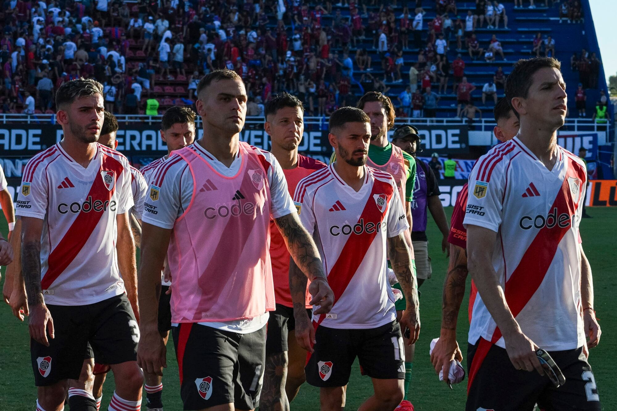 River no pudo con San Lorenzo; jugó un flojo partido y empató 0 a 0 como visitante