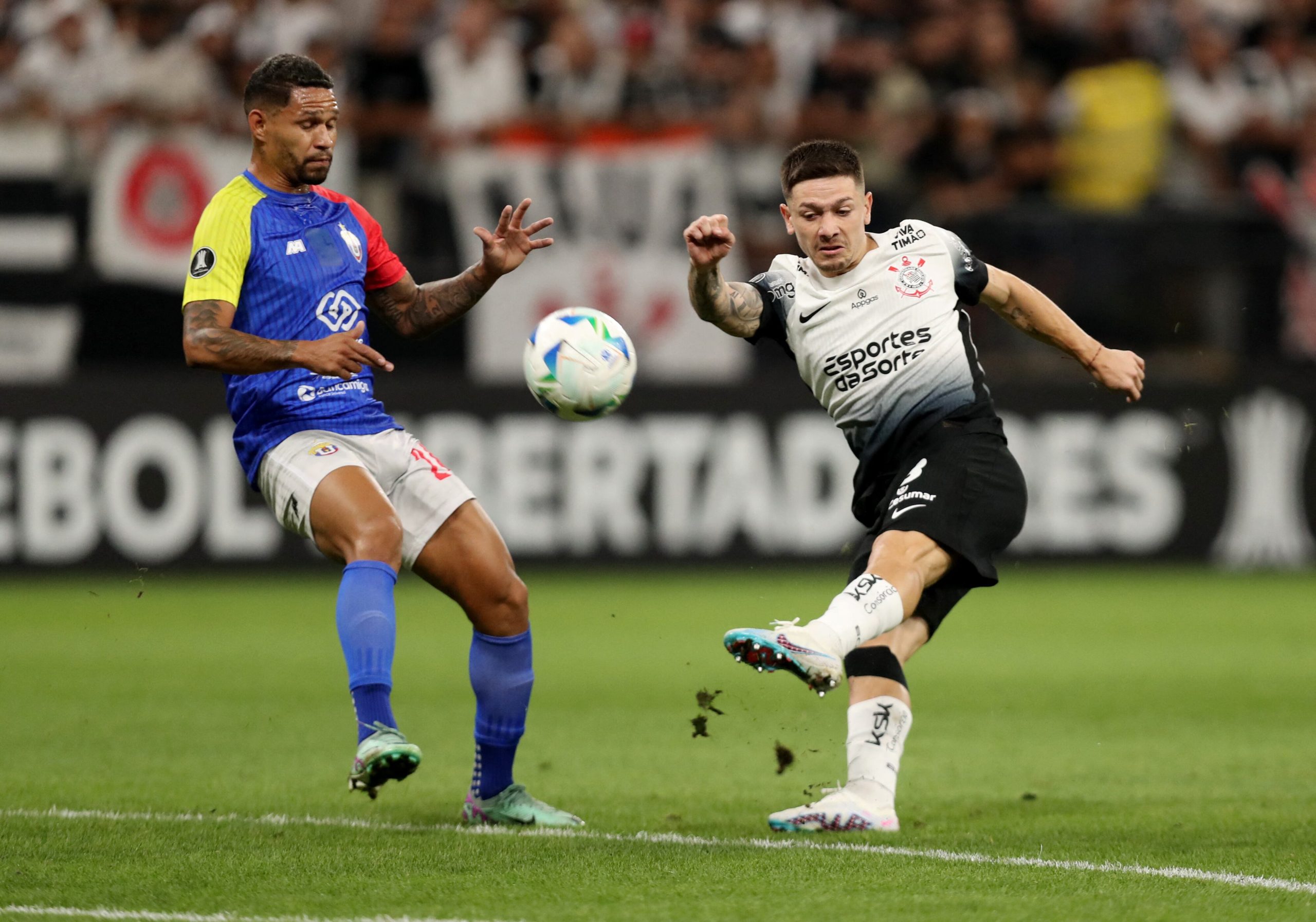 Corinthians vs UCV por la llave 5 de la Copa Libertadores del 2025.