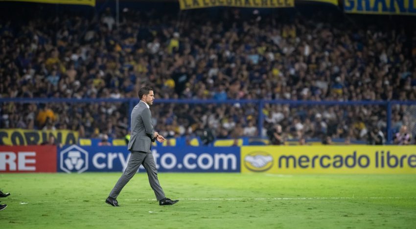 Riquelme acorrala a Gago para que renuncie, pero el DT no piensa renunciar