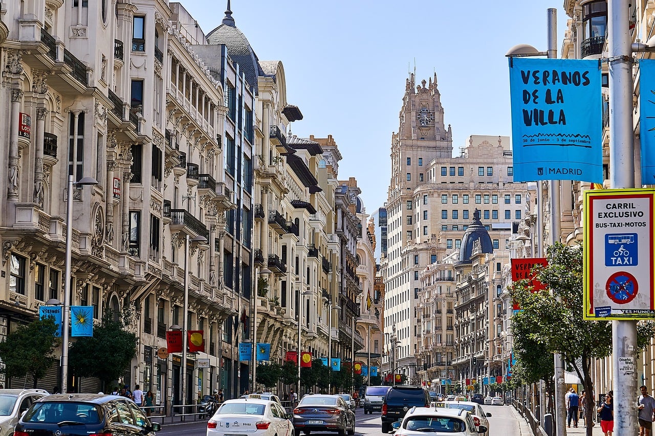 En España, los descuentos en propiedades ejecutadas abren oportunidades para inversores en ciudades como Madrid, Barcelona y Valencia