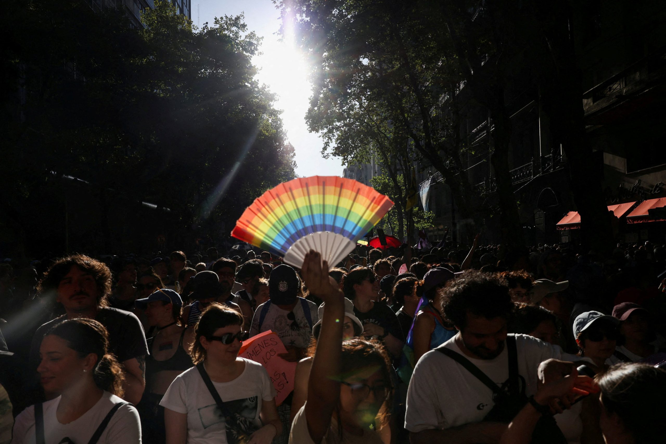 La marcha del 1 de febrero por los dichos contra la comunidad LGBTIQ+. Foto: Reuters