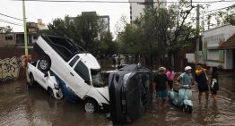 Tormenta en Bahía Blanca: la ciudad quedó bajo el agua por la lluvia y confirmaron la muerte de diez personas