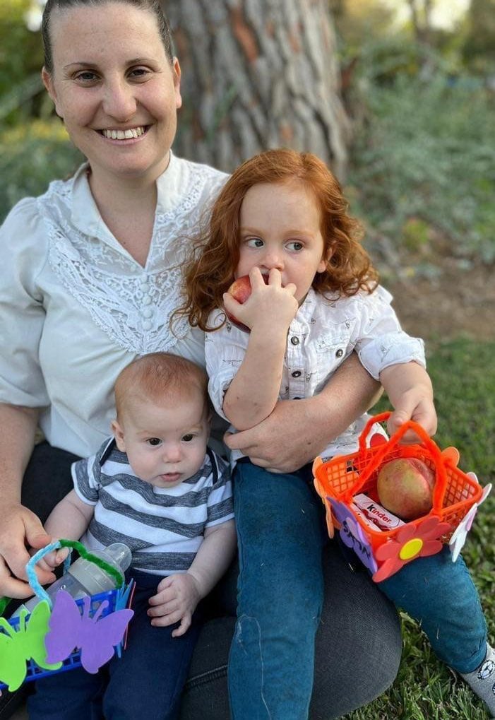 Shiri, Ariel y Kfir Bibas, la familia de Yarden Bibas.