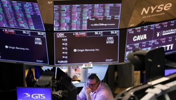 Wall Street cae fuertemente por la amenaza de una recesión en EEUU