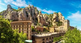 El lugar cercano a Barcelona con una abadía de mil años al que se llega en funicular