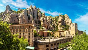 El lugar cercano a Barcelona con una abadía de mil años al que se llega en funicular