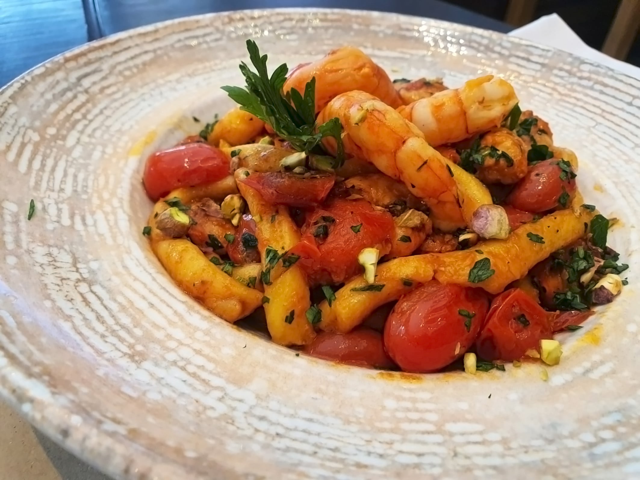 Restaurante Sócrates Fusilli al fierrito con camarones