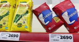 Duelo de gigantes: una marca de yerba le arrebató el reinado de 40 años a su competidora y pasó a ser la más vendida del país